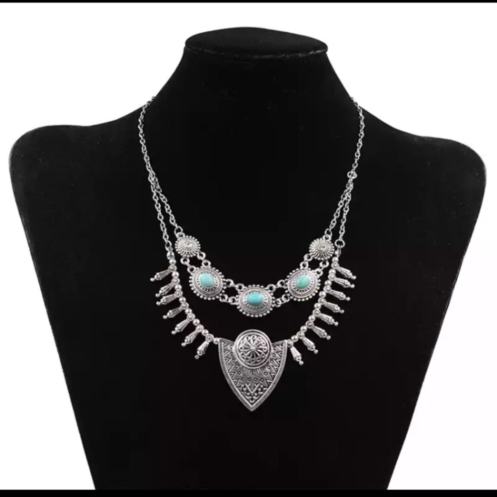 Gorgeous new Tribal style Necklace